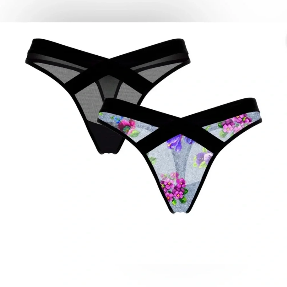 Bundle! Parade bra, and‎ 2 sets of 2 pack thongs! NWT!